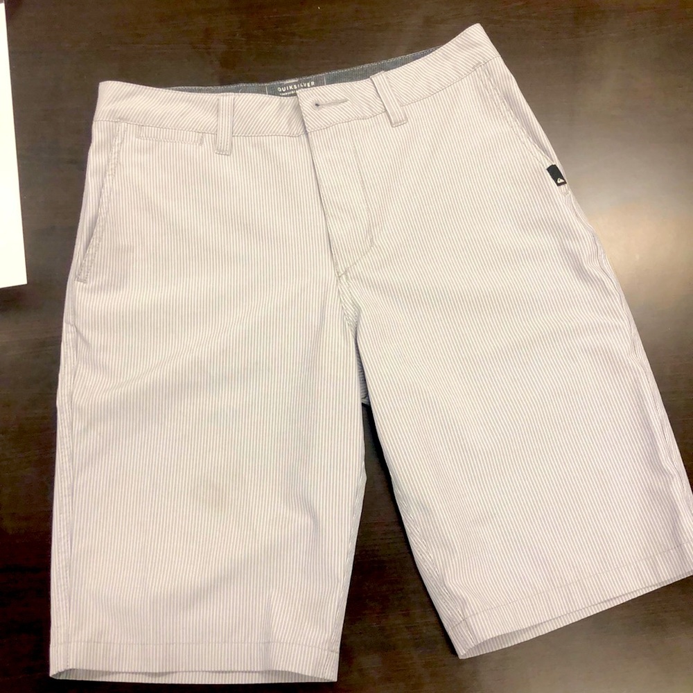 Quicksilver Amphibian Shorts, waist size 28